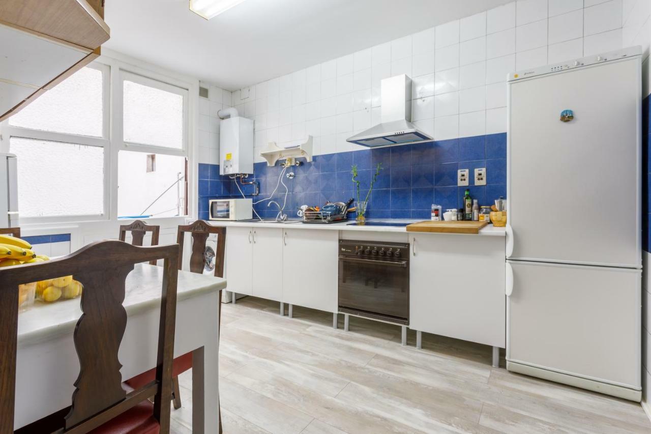 Urban Rooms Habitaciones Con Wifi Y Smart Tv Bilbao Bagian luar foto